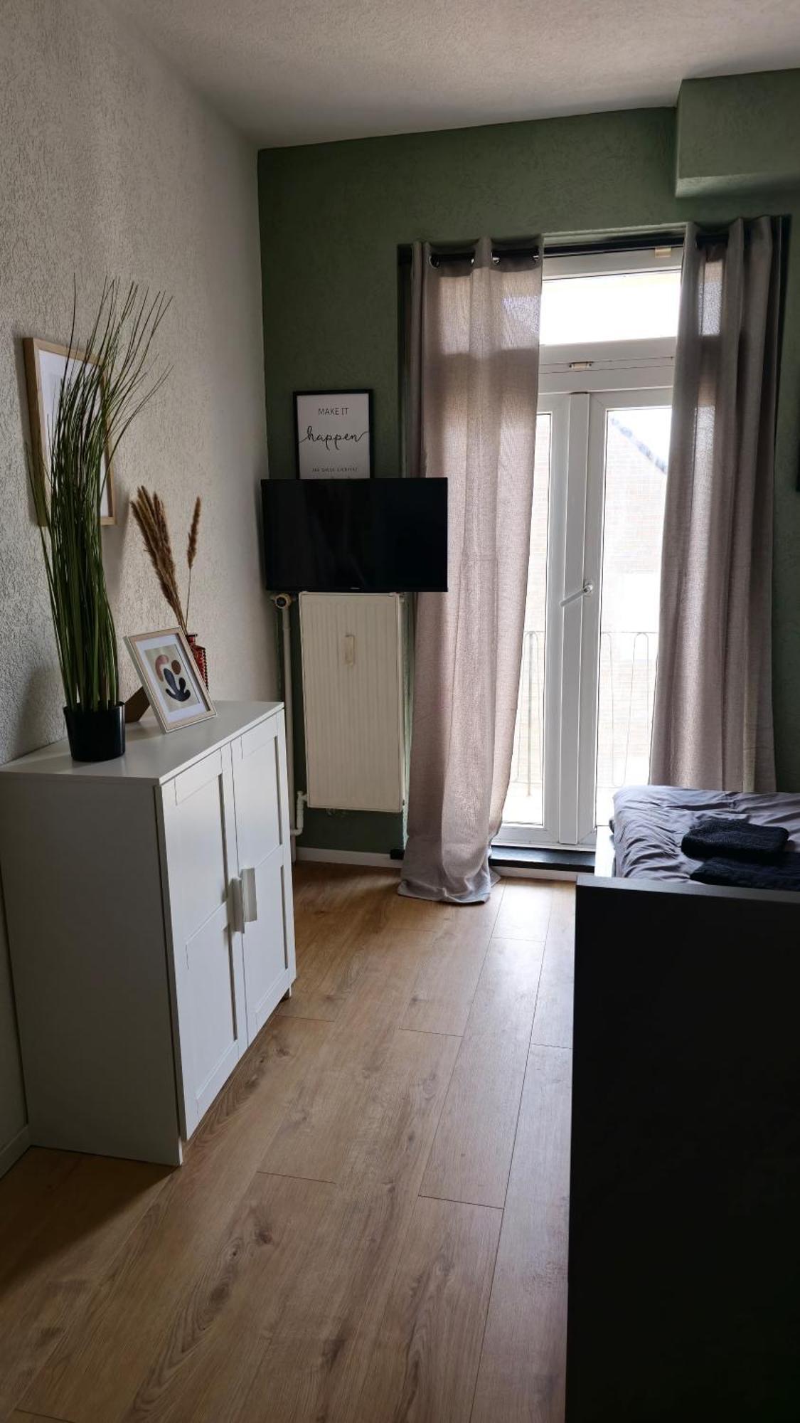 Feelhome Apartment *
